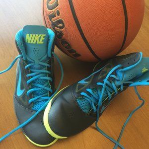 Boys Nike Dual Fusion Basketball Shoes